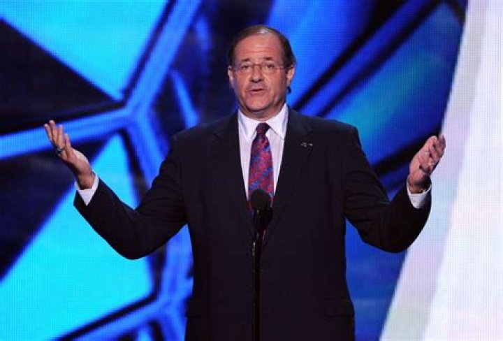 10 Highest Paid Sports Commentators