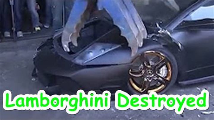 $340,000 Lamborghini Murcielago Destroyed By Police In Taiwan (Video)