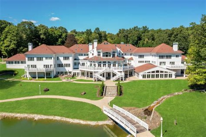 50 Cent Agrees To Re-List Connecticut Mansion As Part Of Bankruptcy Filing