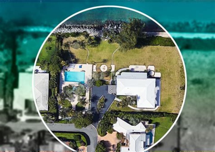 A Sprawling 15-Acre Oceanfront Estate Near Palm Beach Just Sold For $95 Million
