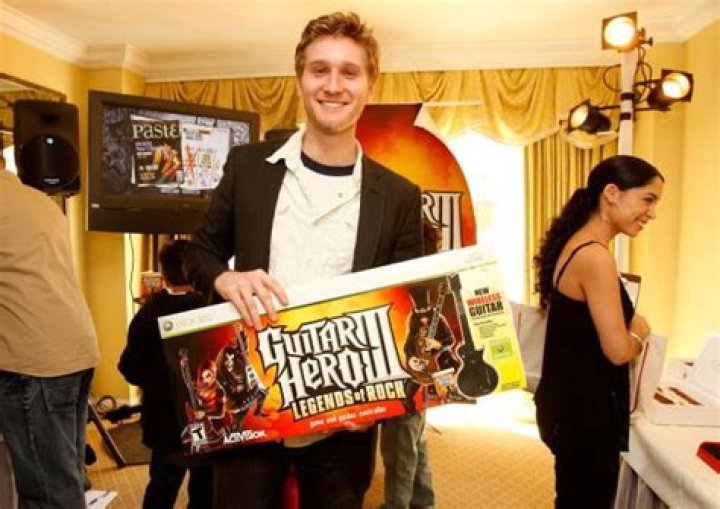Aaron Staton Net Worth | Celebrity Net Worth