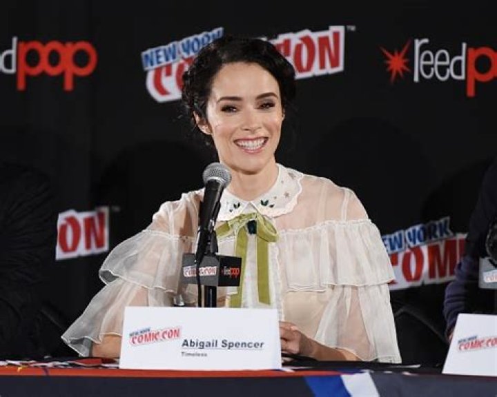 Abigail Spencer Net Worth | Celebrity Net Worth
