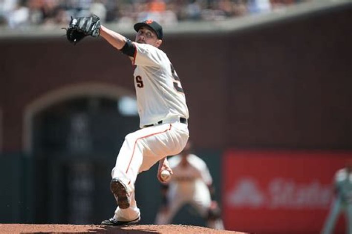 Angels Acquire Aging Pitcher Tim Lincecum