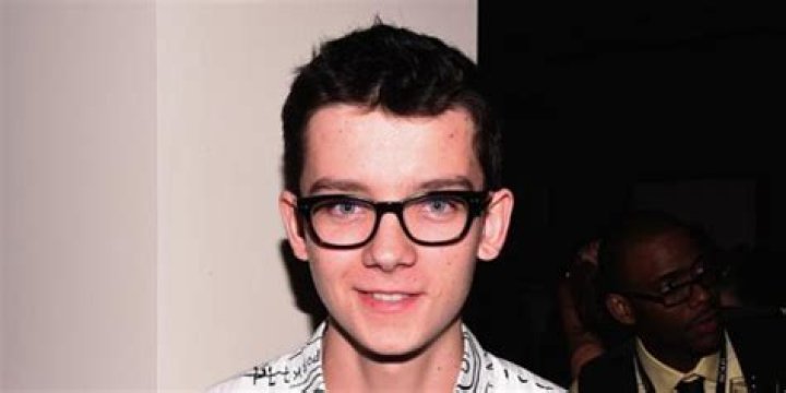 Asa Butterfield Net Worth | Celebrity Net Worth