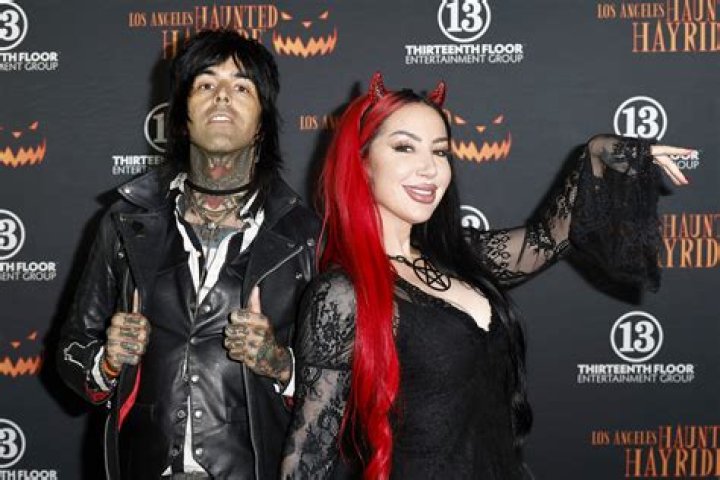 Ash Costello Net Worth | Celebrity Net Worth