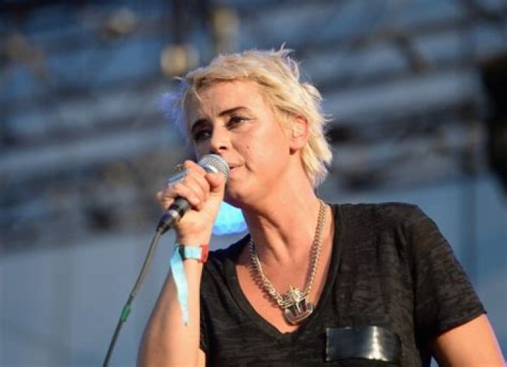 Cat Power Net Worth | Celebrity Net Worth