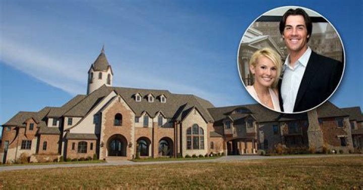 Cole Hamels And His Wife Donate $9.4 Million Mansion To Charity