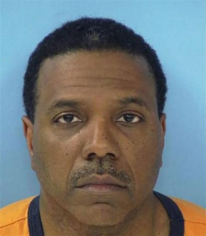 Controversial Atlanta Pastor Begs Followers To Donate Money So He Can Buy A $65 Million Private Jet... WTF???