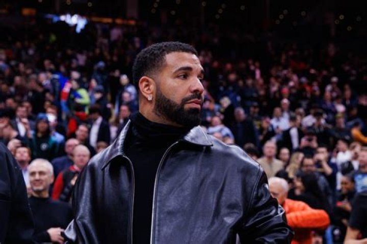 Drake Has Been Donating More Than $100K All Over Miami
