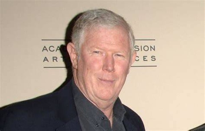 Ed Burns Net Worth | Celebrity Net Worth