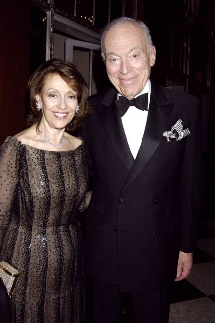 Estee Lauder Heir Embroiled In Legal Drama With Baby Mama