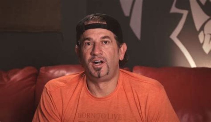 Former Dairy Farmers Become Billionaire With Red Hot Coffee Shop Dutch Bros
