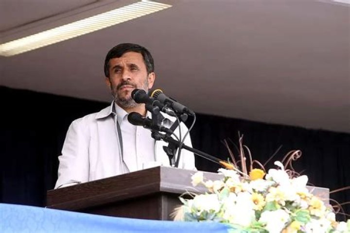 Former Iranian President Ahmadinejad Demands That The US Return $2 Billion In Frozen Money