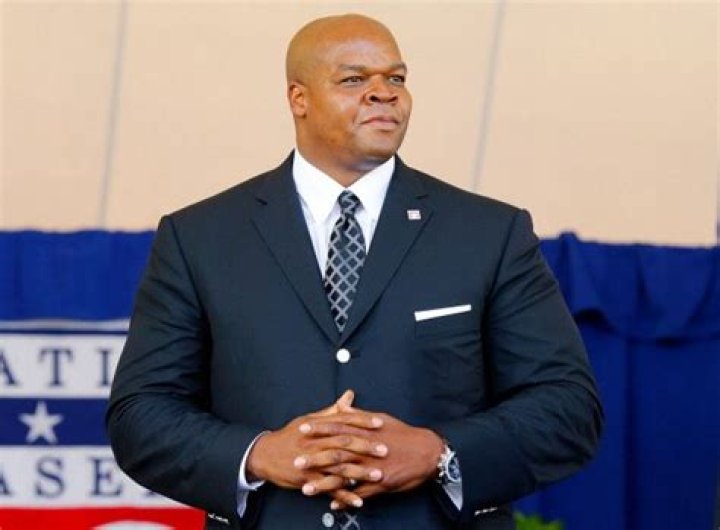 Frank Thomas Net Worth | Celebrity Net Worth