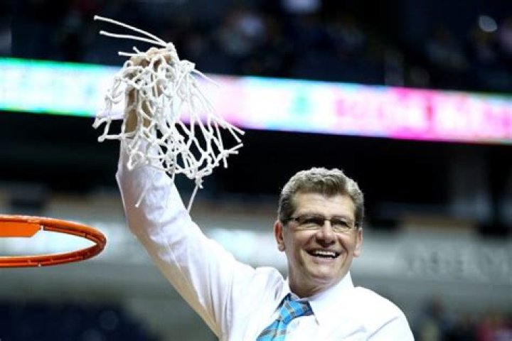 Geno Auriemma Net Worth | Celebrity Net Worth