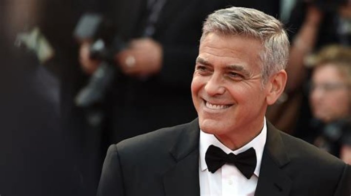 George Clooney Tells The Story Of How He Once Gave 14 Of His Best Friends $1 Million Each In Cash
