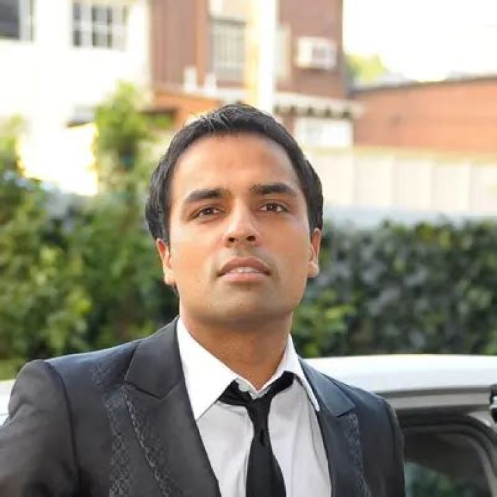 Gurbaksh Chahal Net Worth | Celebrity Net Worth