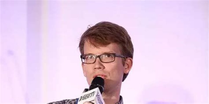 Hank Green Net Worth | Celebrity Net Worth