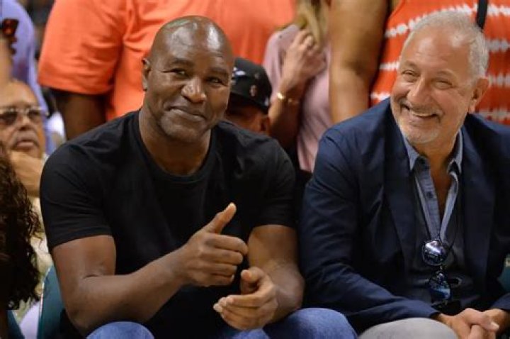 How Pepsi Helped Evander Holyfield Earn $20 Million... From Coca-Cola