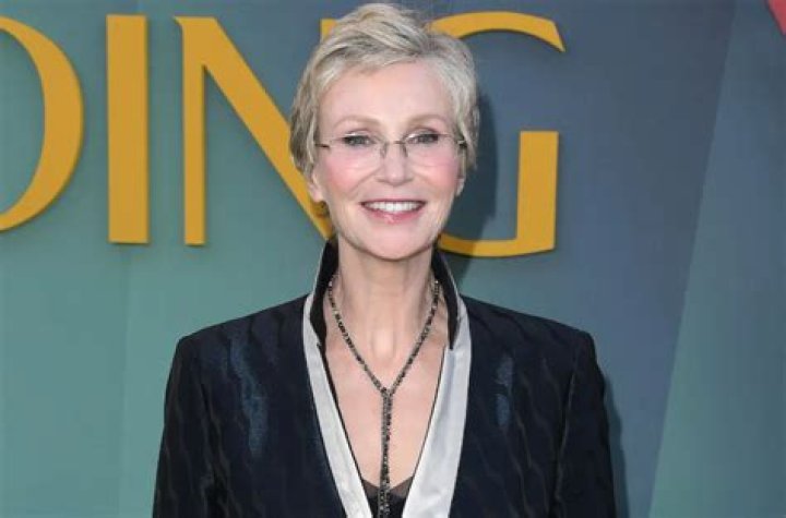 Jane Lynch Net Worth | Celebrity Net Worth