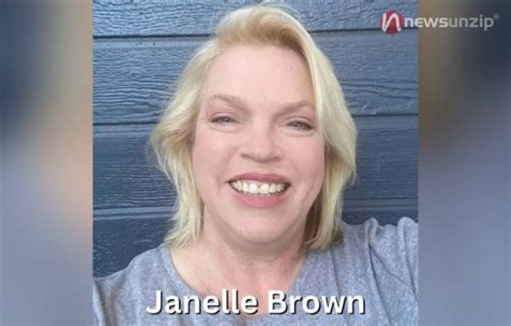 Janelle Brown Net Worth | Celebrity Net Worth