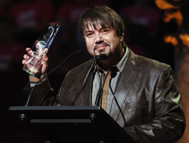 Jeff Bates Net Worth | Celebrity Net Worth