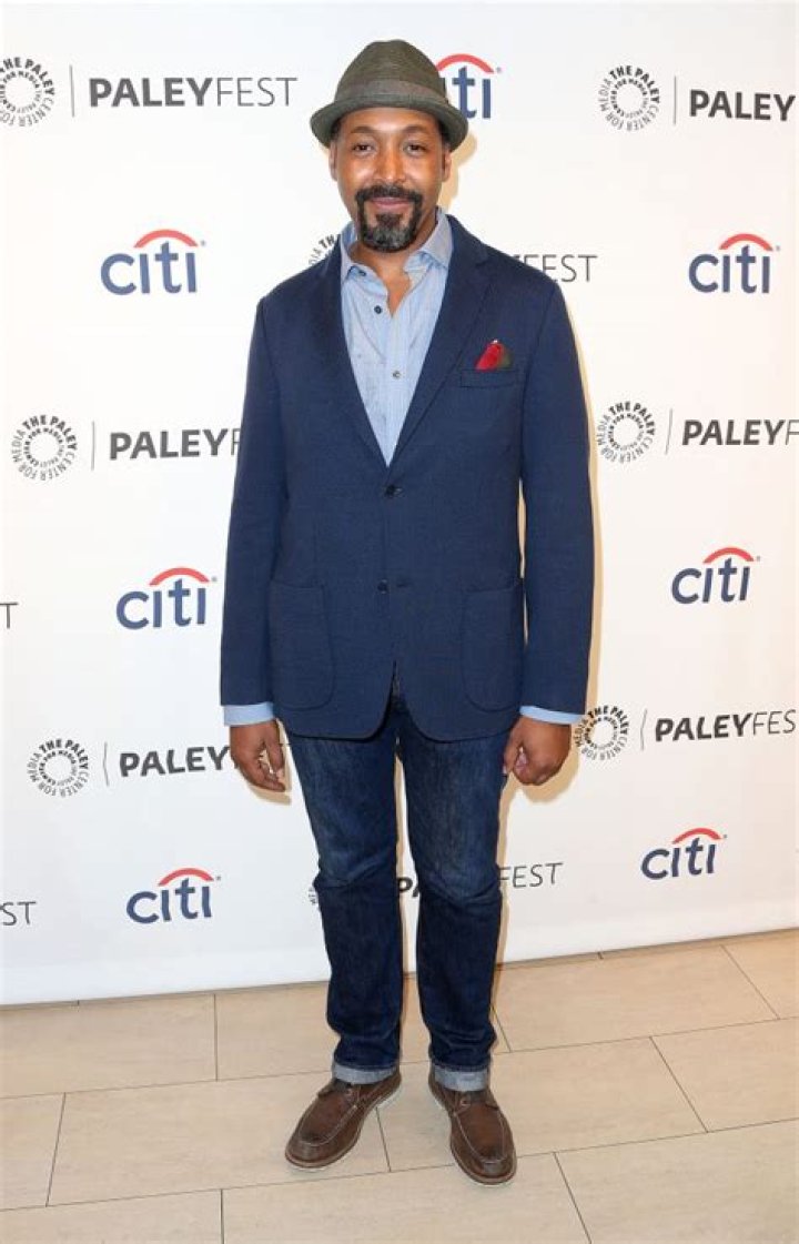 Jesse L. Martin Net Worth