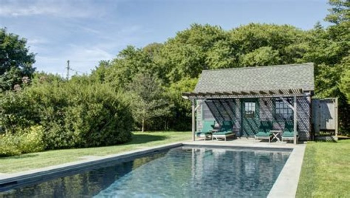Julianne Moore's Sweet Little Hamptons Cottage Lists For $3.4 million