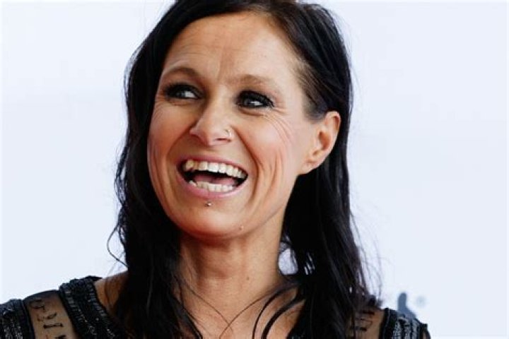 Kasey Chambers Net Worth | Celebrity Net Worth