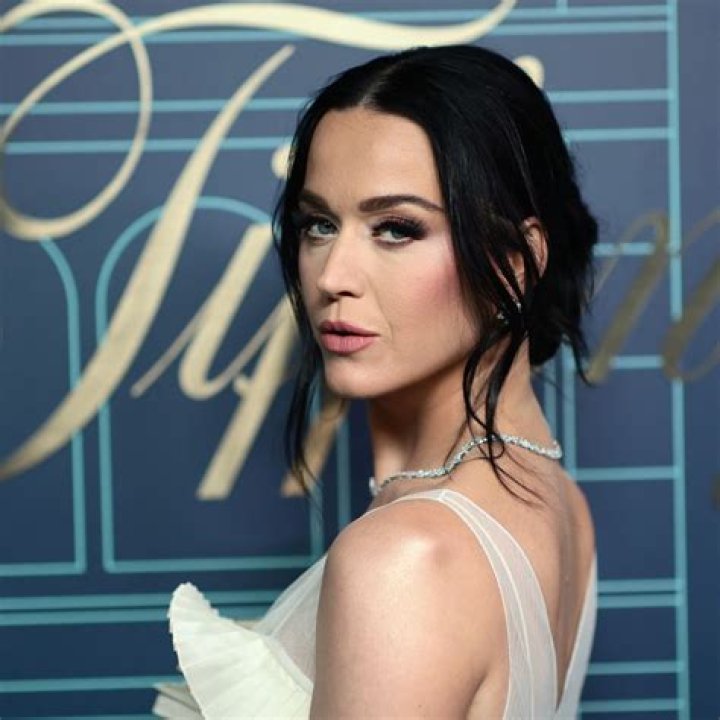 Katy Perry Making Millions Off Convent She Didn't Buy