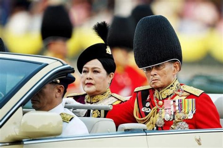 King Bhumibol Adulyadej - AKA The Richest Royal Person In The World... Just Died 