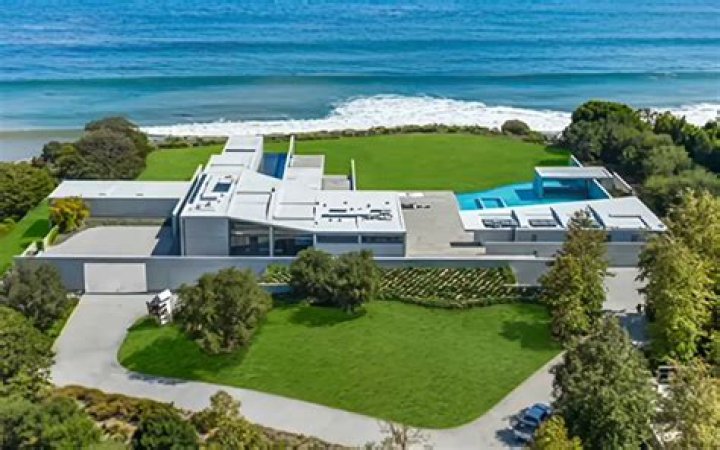 LA's Highest Property Tax: Beyoncé And Jay-Z's House