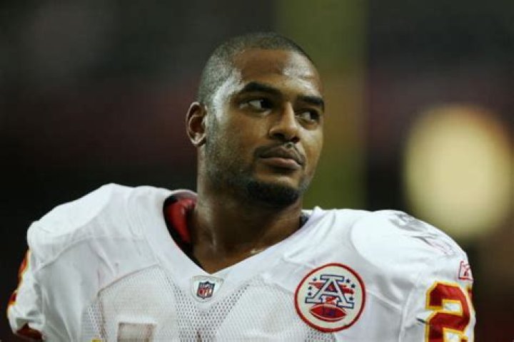 Larry Johnson Net Worth | Celebrity Net Worth