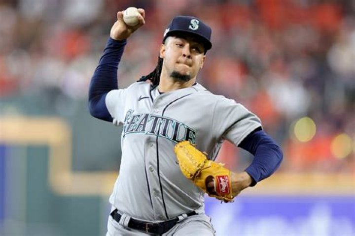 Luis Castillo Net Worth | Celebrity Net Worth