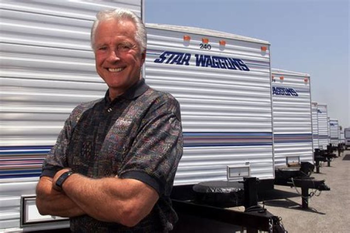 Lyle Waggoner Net Worth | Celebrity Net Worth