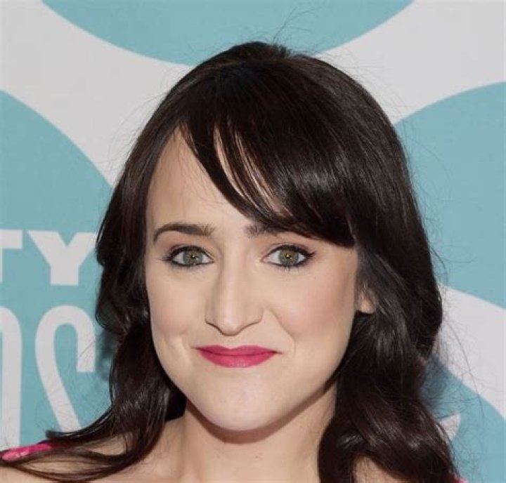 Mara Wilson Net Worth | Celebrity Net Worth