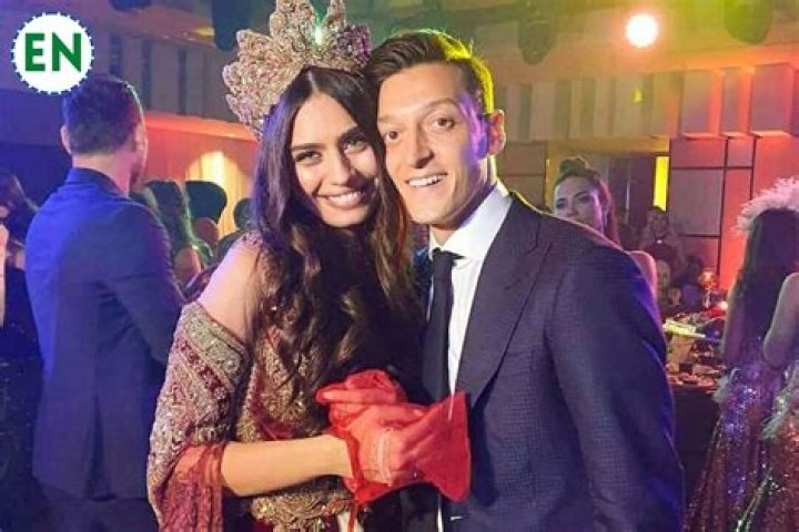 Mesut Özil Net Worth | Celebrity Net Worth