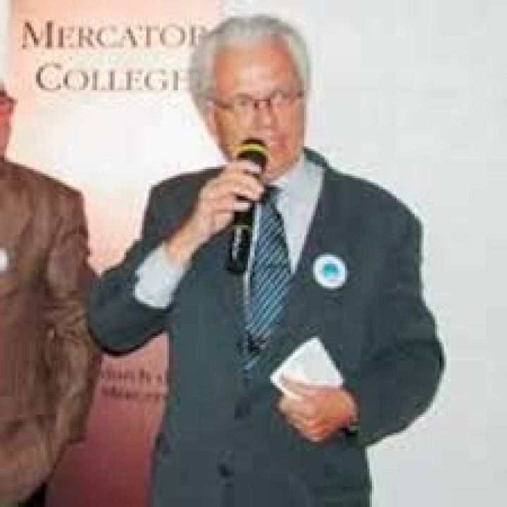 Michael & Rainer Schmidt-Ruthenbeck Net Worth