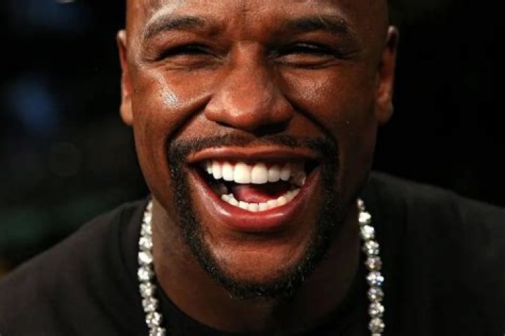 More Than A Decade Ago, Floyd Mayweather Took A Risky Gamble That Has Earned Him Nearly A Billion Dollars
