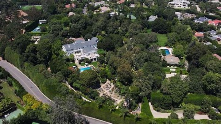 Moroccan Prince Gets $12.5 Million For Beverly Hills Home