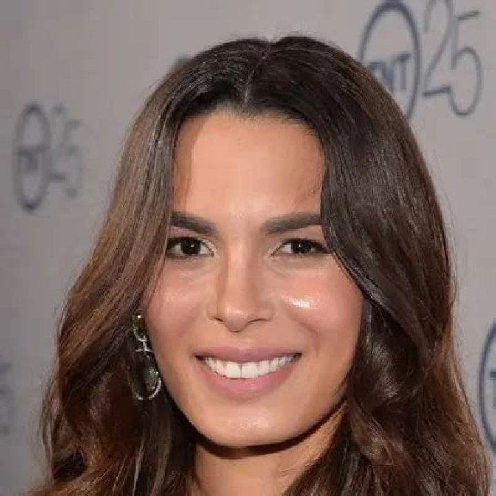Nadine Velazquez Net Worth | Celebrity Net Worth
