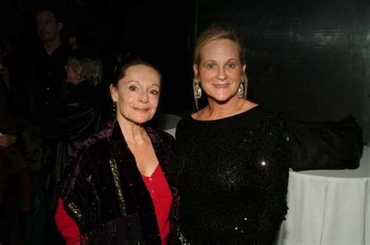 Nancy Walton Laurie Net Worth