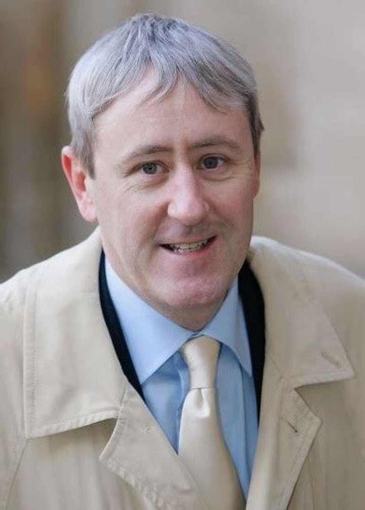 Nicholas Lyndhurst Net Worth | Celebrity Net Worth