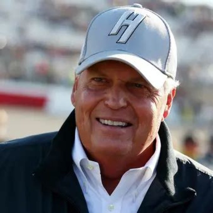 Ricky Hendrick Net Worth | Celebrity Net Worth