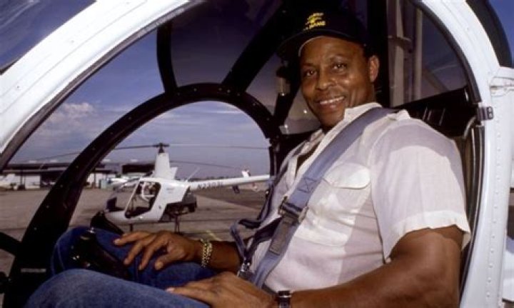 Roger E. Mosley Net Worth
