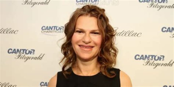 Sandra Bernhard Net Worth | Celebrity Net Worth