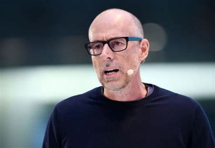 Scott Galloway Net Worth | Celebrity Net Worth