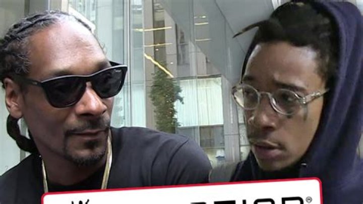 Snoop Dogg And Wiz Khalifa Sued For Crushing Girl's Cheerleader Dreams