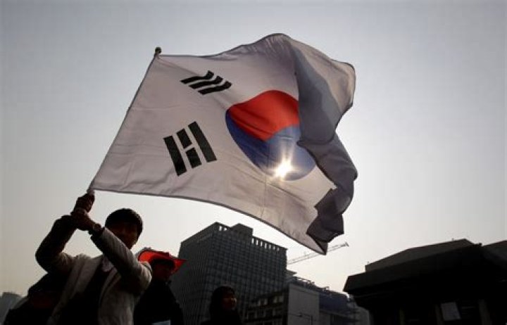 South Korea Shames Thousands Into Paying Their Taxes Every Year