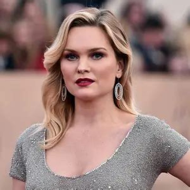 Sunny Mabrey Net Worth | Celebrity Net Worth